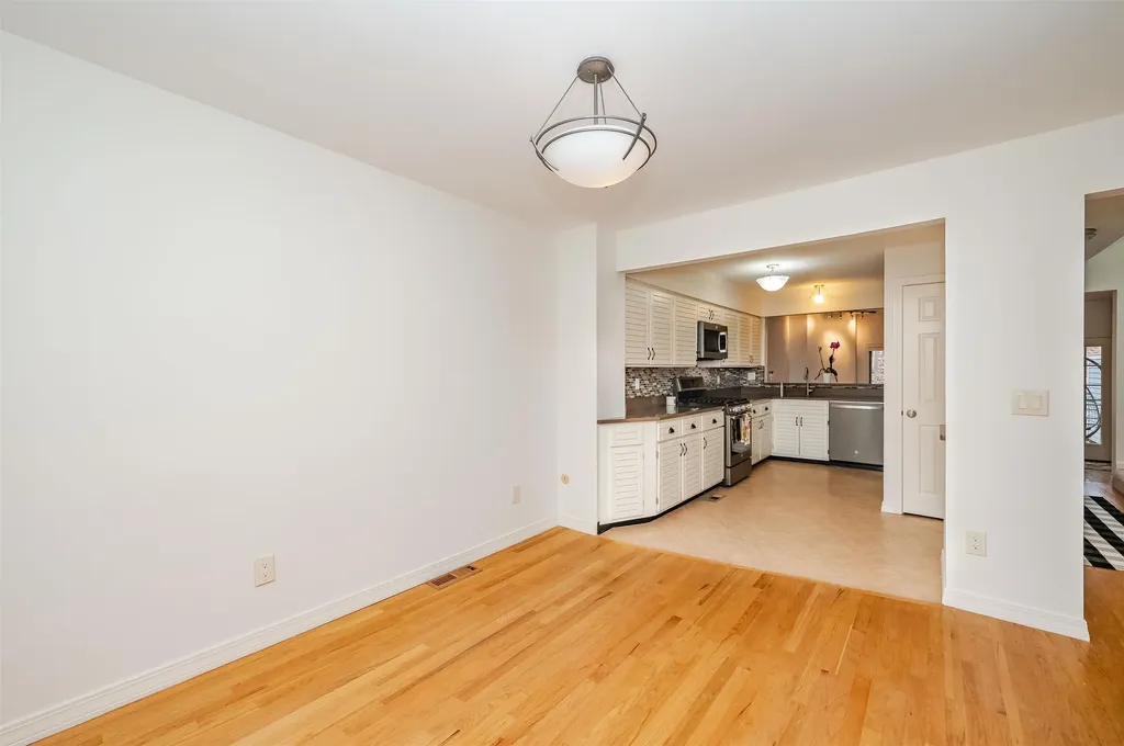 61 Spinnaker Way Portsmouth NH 03801