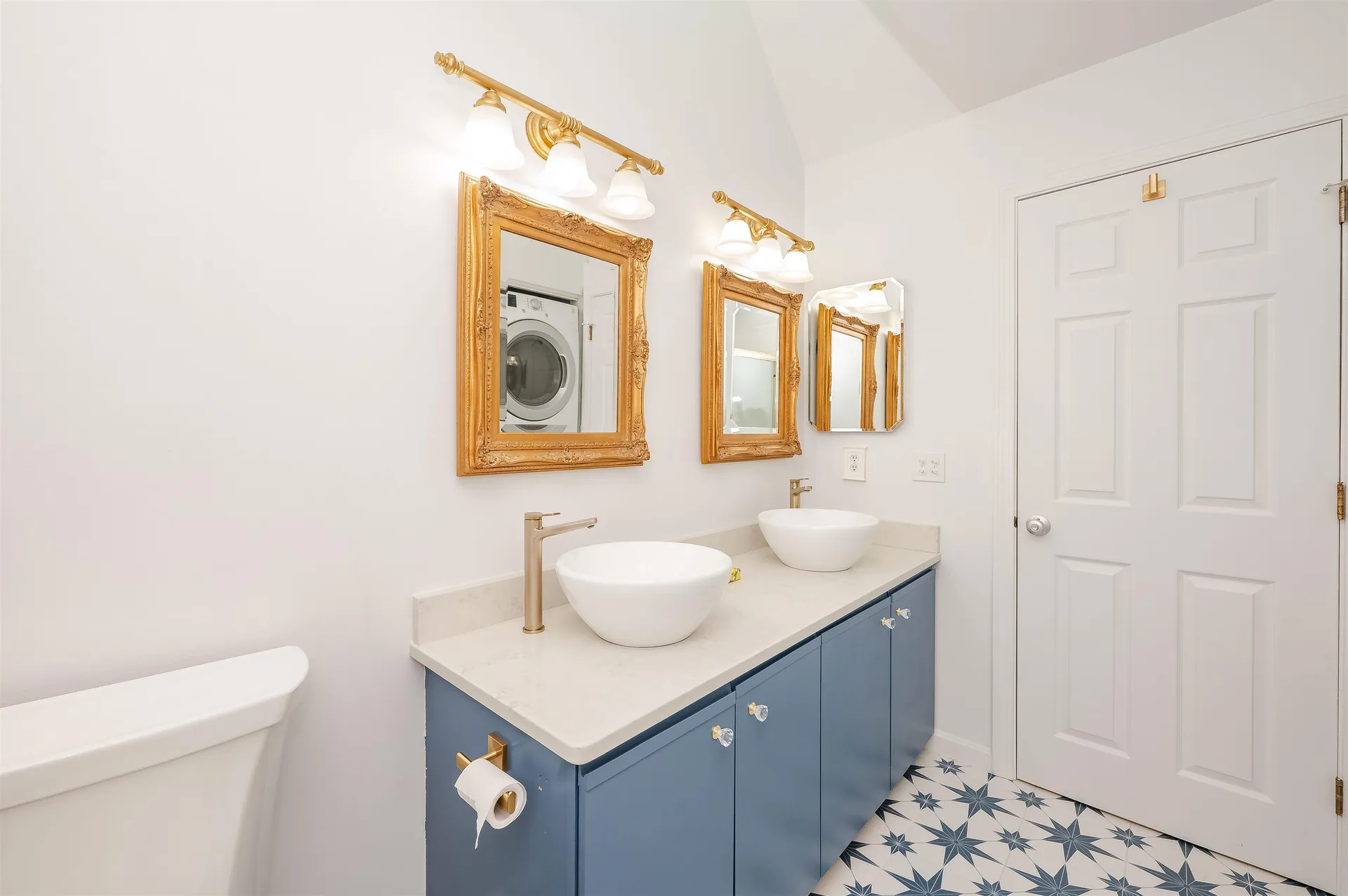 61 Spinnaker Way Portsmouth NH 03801