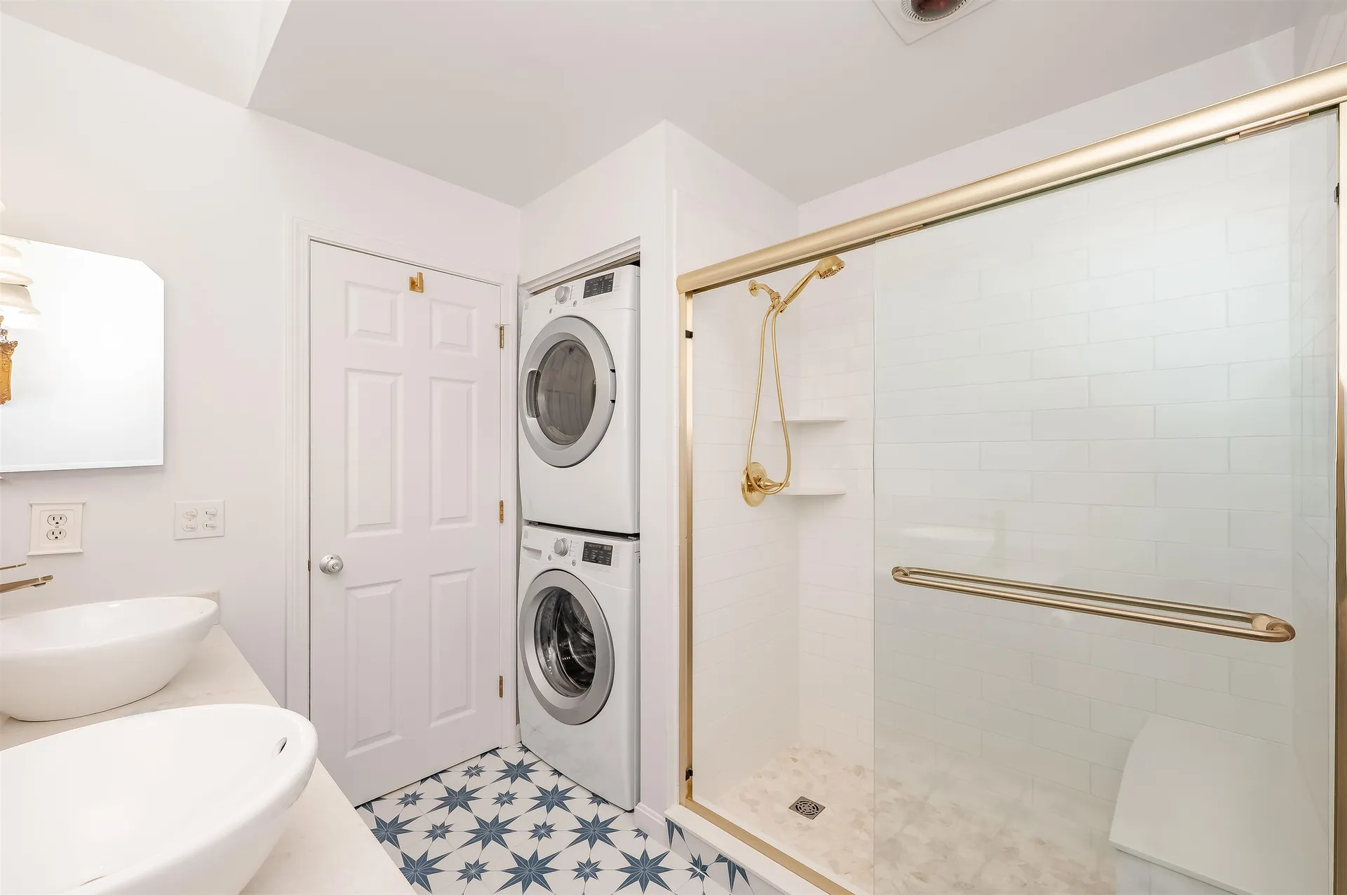 61 Spinnaker Way Portsmouth NH 03801