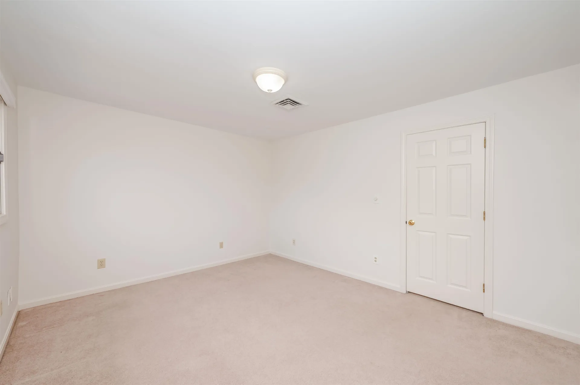 61 Spinnaker Way Portsmouth NH 03801