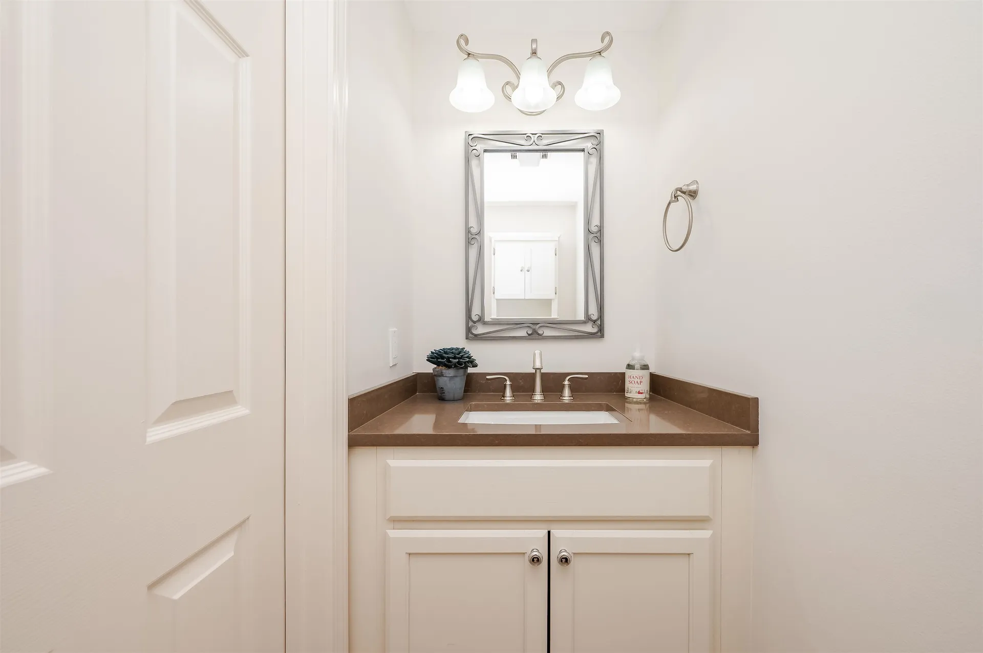 61 Spinnaker Way Portsmouth NH 03801