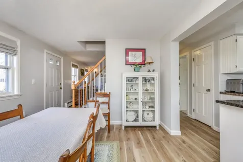 6 Crawford Road Concord NH 03301