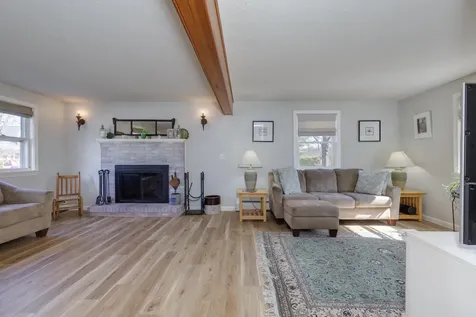 6 Crawford Road Concord NH 03301