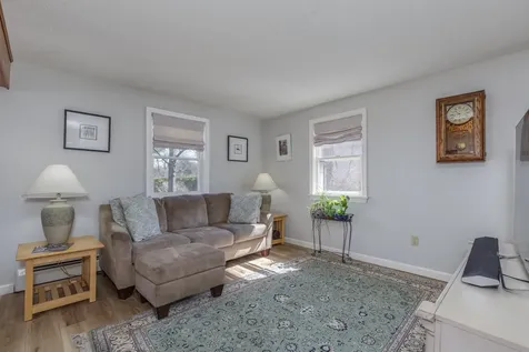 6 Crawford Road Concord NH 03301
