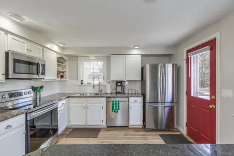 6 Crawford Road Concord NH 03301