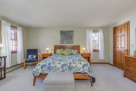 6 Crawford Road Concord NH 03301