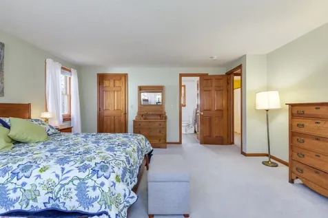 6 Crawford Road Concord NH 03301