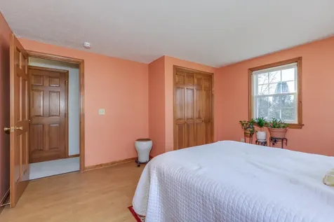 6 Crawford Road Concord NH 03301