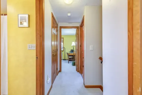 6 Crawford Road Concord NH 03301