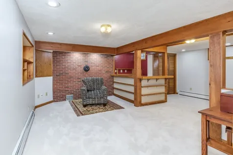 6 Crawford Road Concord NH 03301