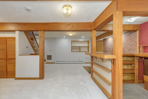 6 Crawford Road Concord NH 03301