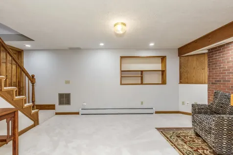 6 Crawford Road Concord NH 03301