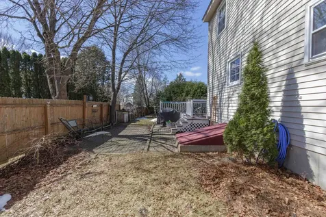 6 Crawford Road Concord NH 03301