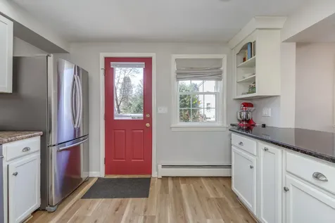 6 Crawford Road Concord NH 03301