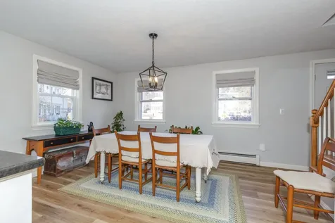 6 Crawford Road Concord NH 03301