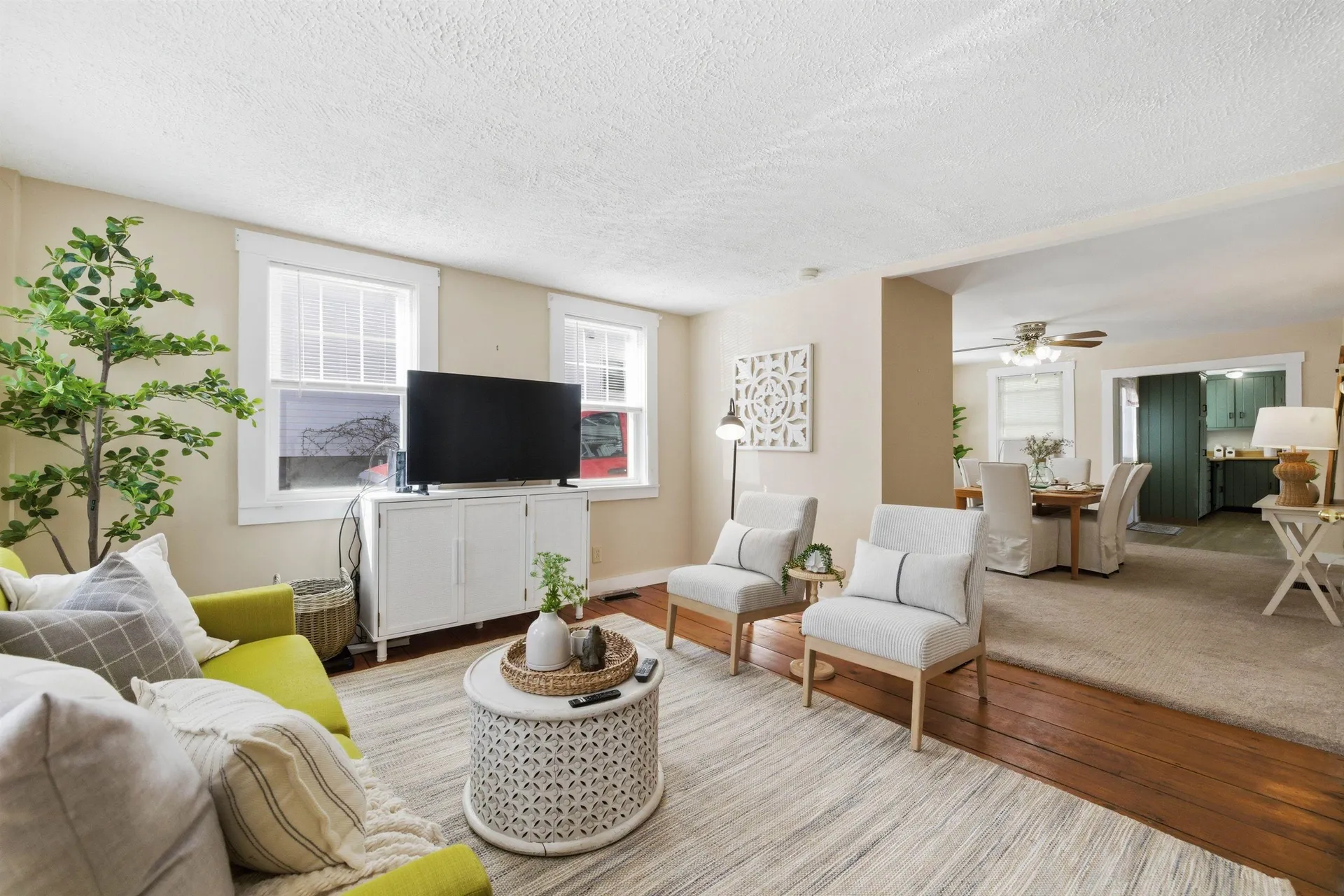 33 Tanner Street Concord NH 03303
