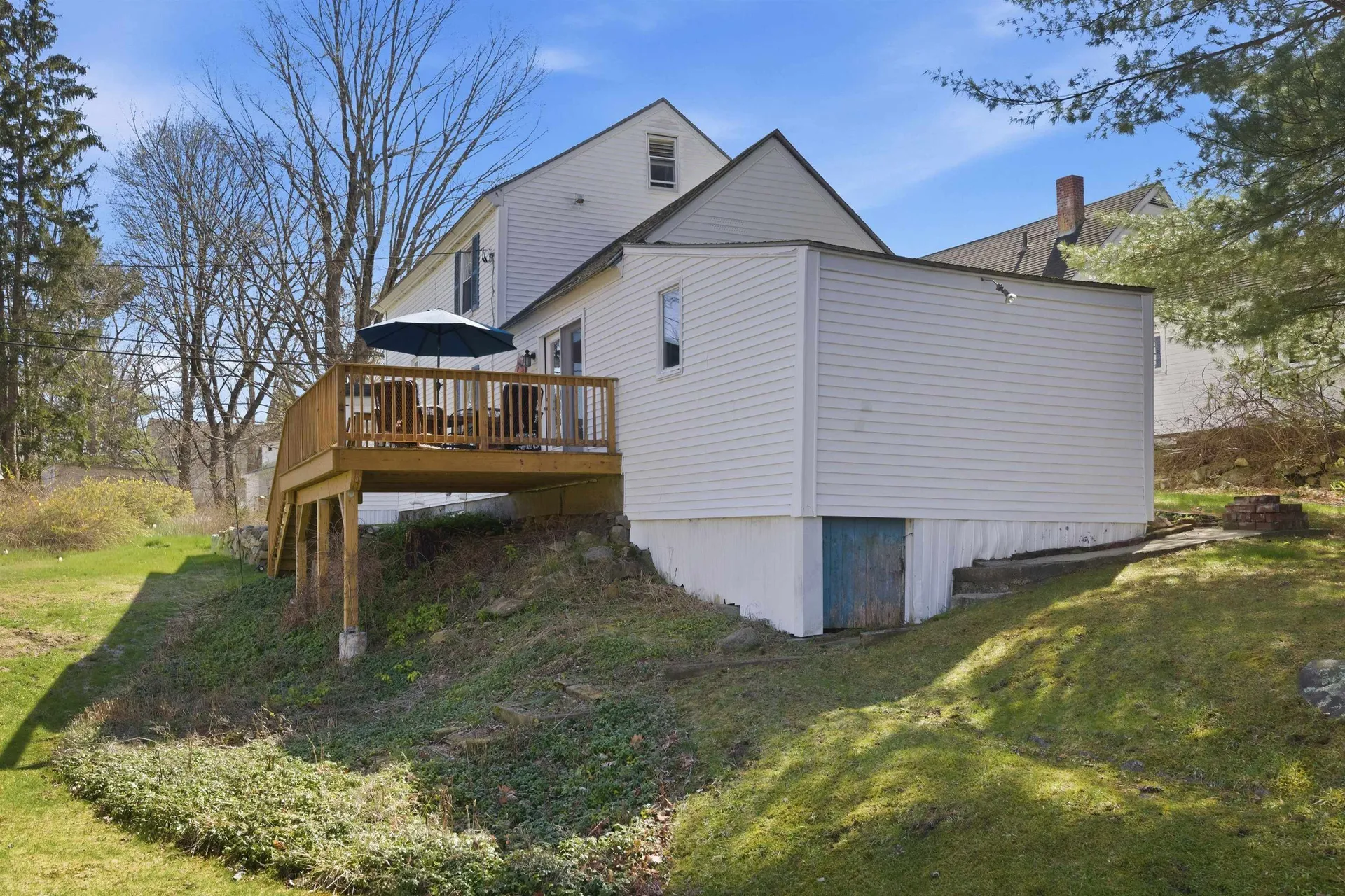 33 Tanner Street Concord NH 03303