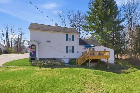 33 Tanner Street Concord NH 03303