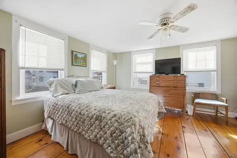 33 Tanner Street Concord NH 03303