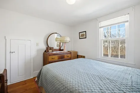 33 Tanner Street Concord NH 03303