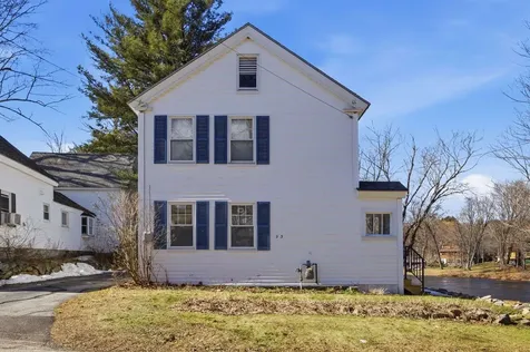 33 Tanner Street Concord NH 03303