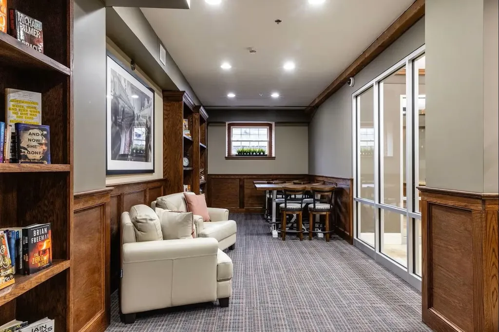 195 Mcgregor Street Manchester NH 03102