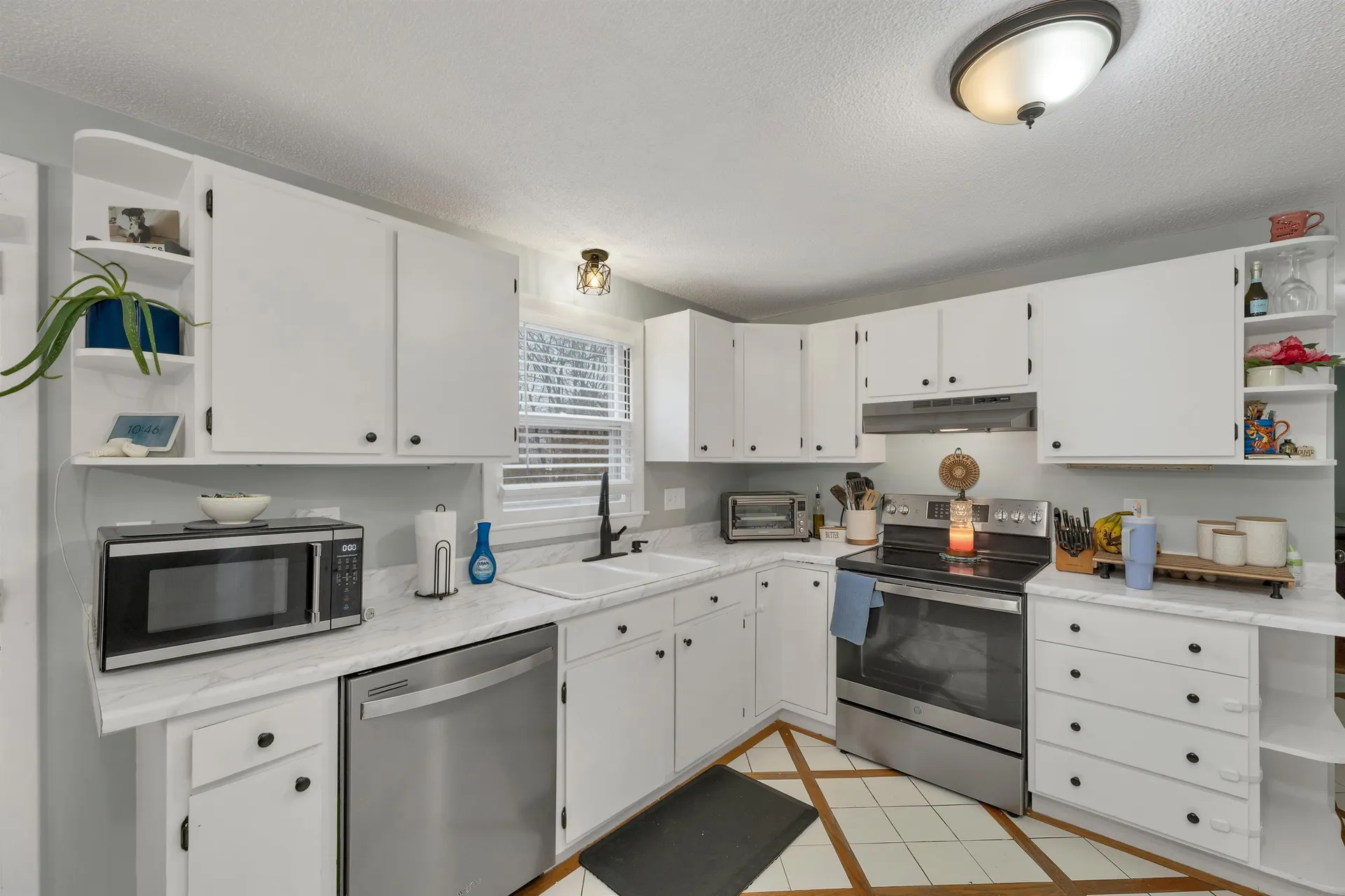 602 Brown Avenue Manchester NH 03103