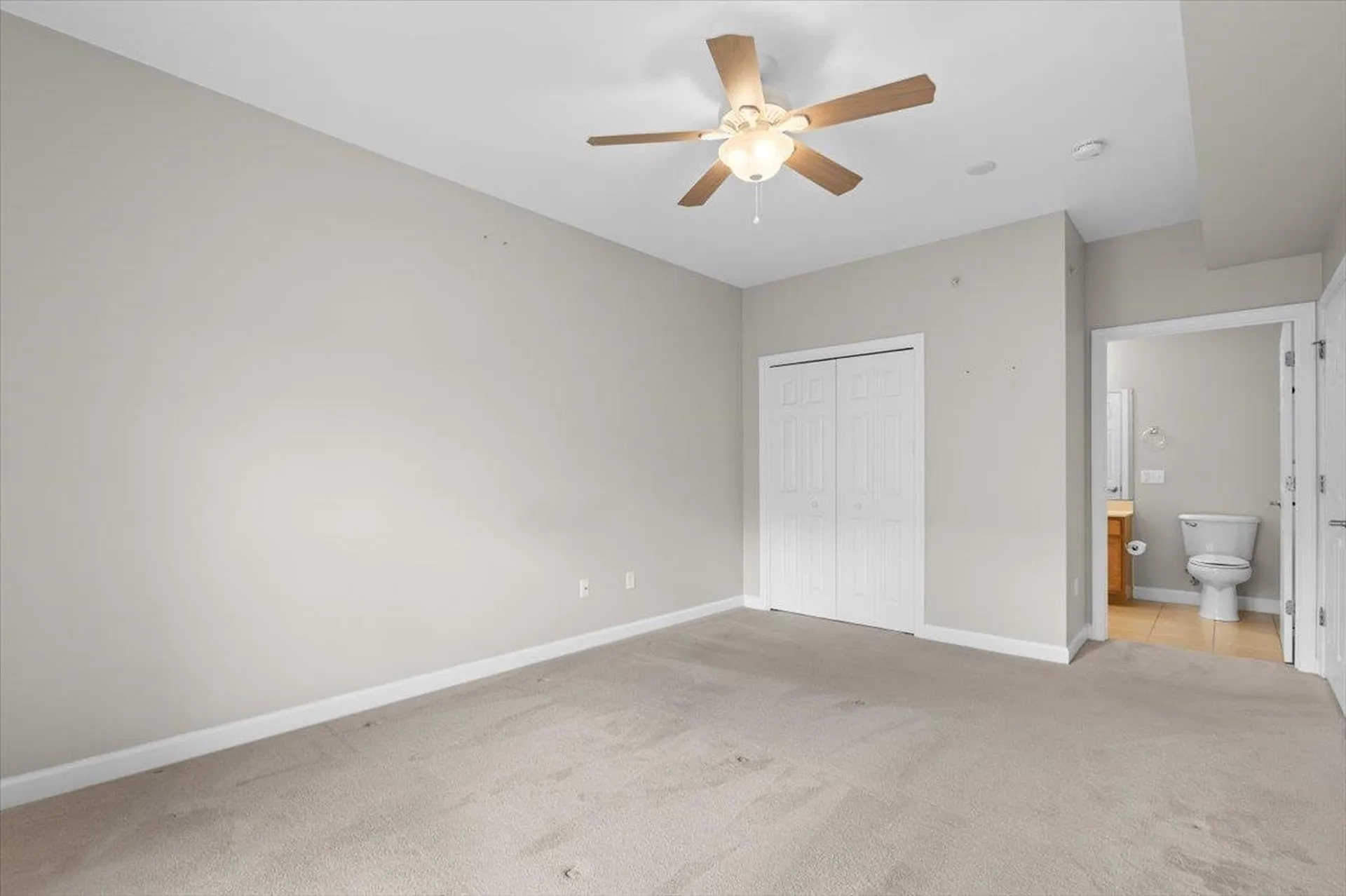 33 Naomis Way Colchester VT 05446