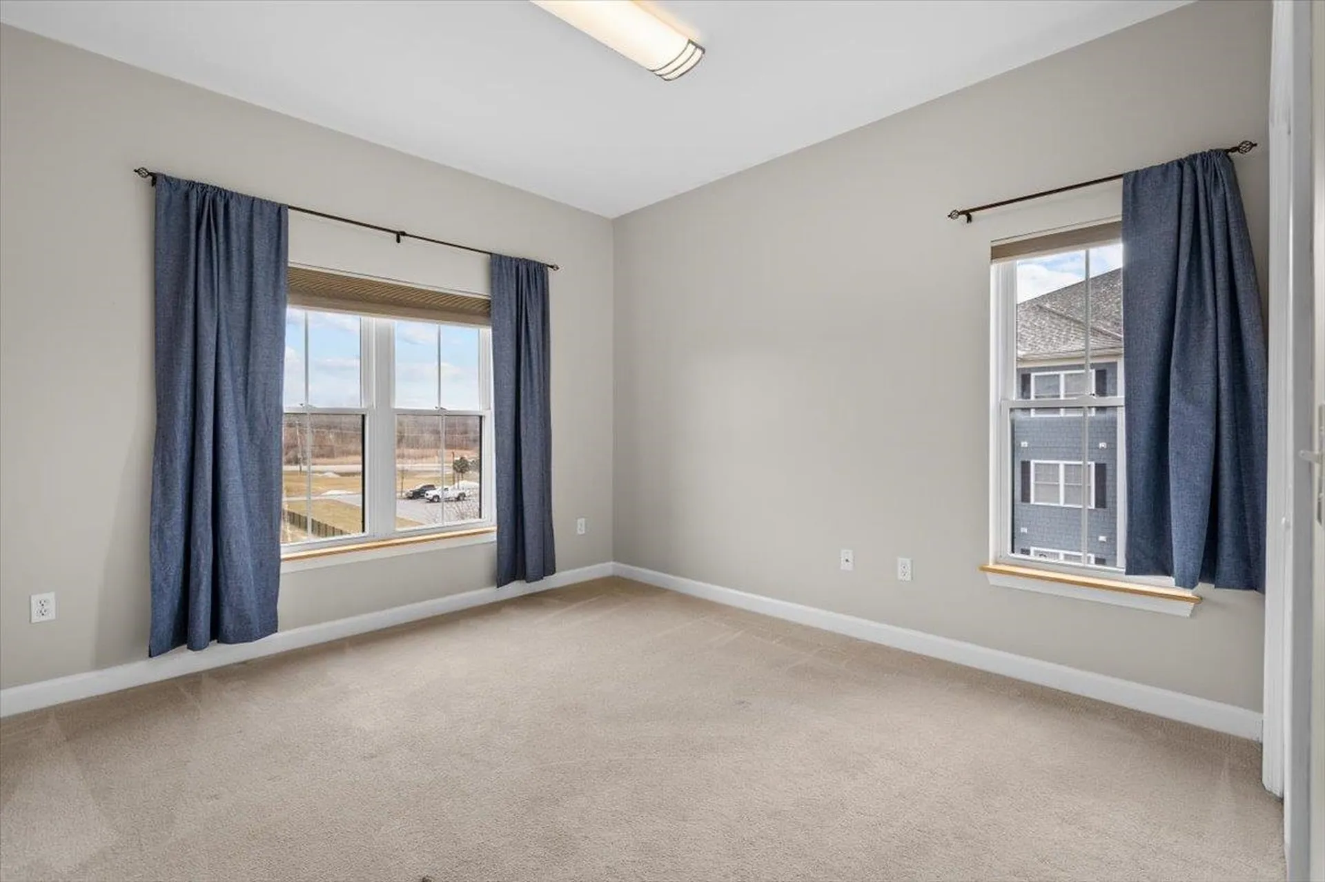 33 Naomis Way Colchester VT 05446