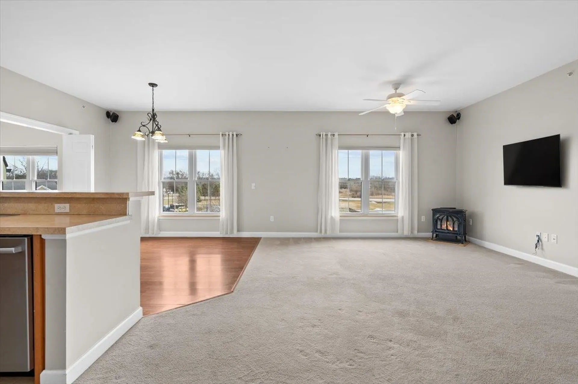 33 Naomis Way Colchester VT 05446