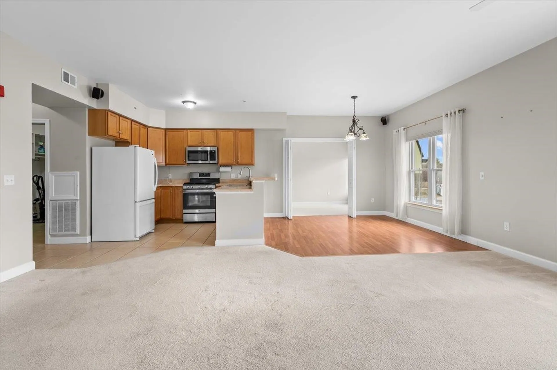 33 Naomis Way Colchester VT 05446