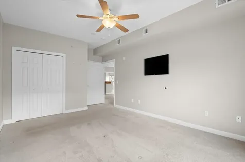 33 Naomis Way Colchester VT 05446