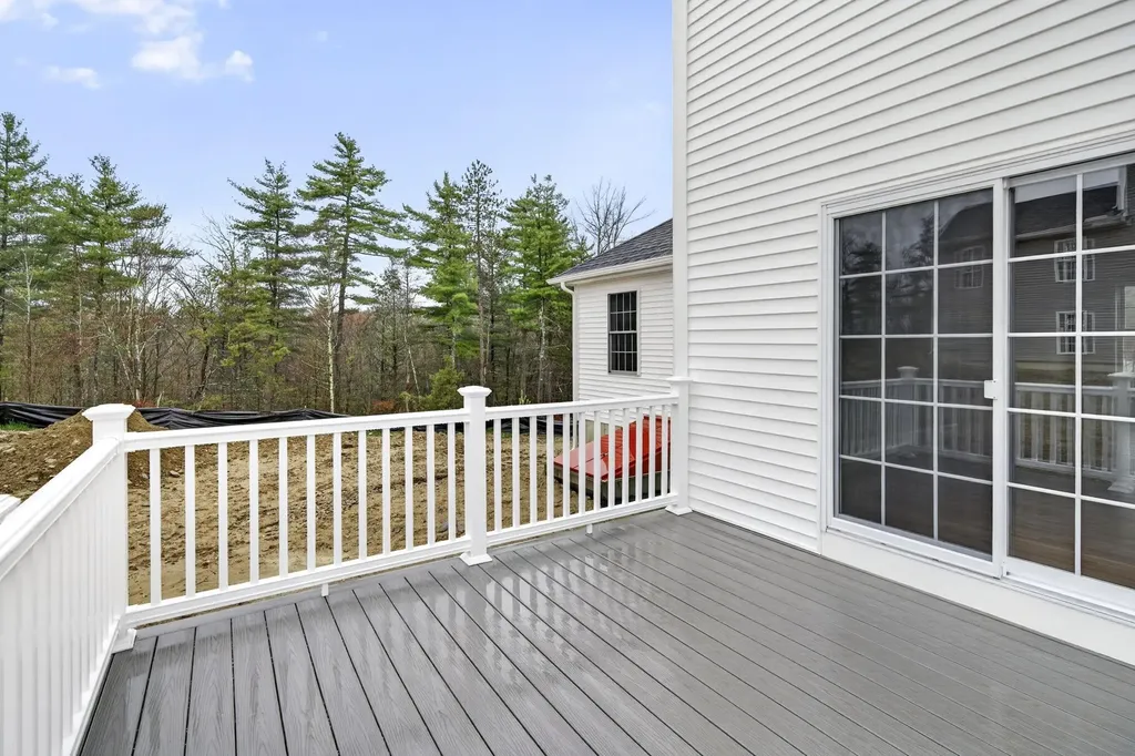 Lot 23 Falcon Ridge Road Milford NH 03055