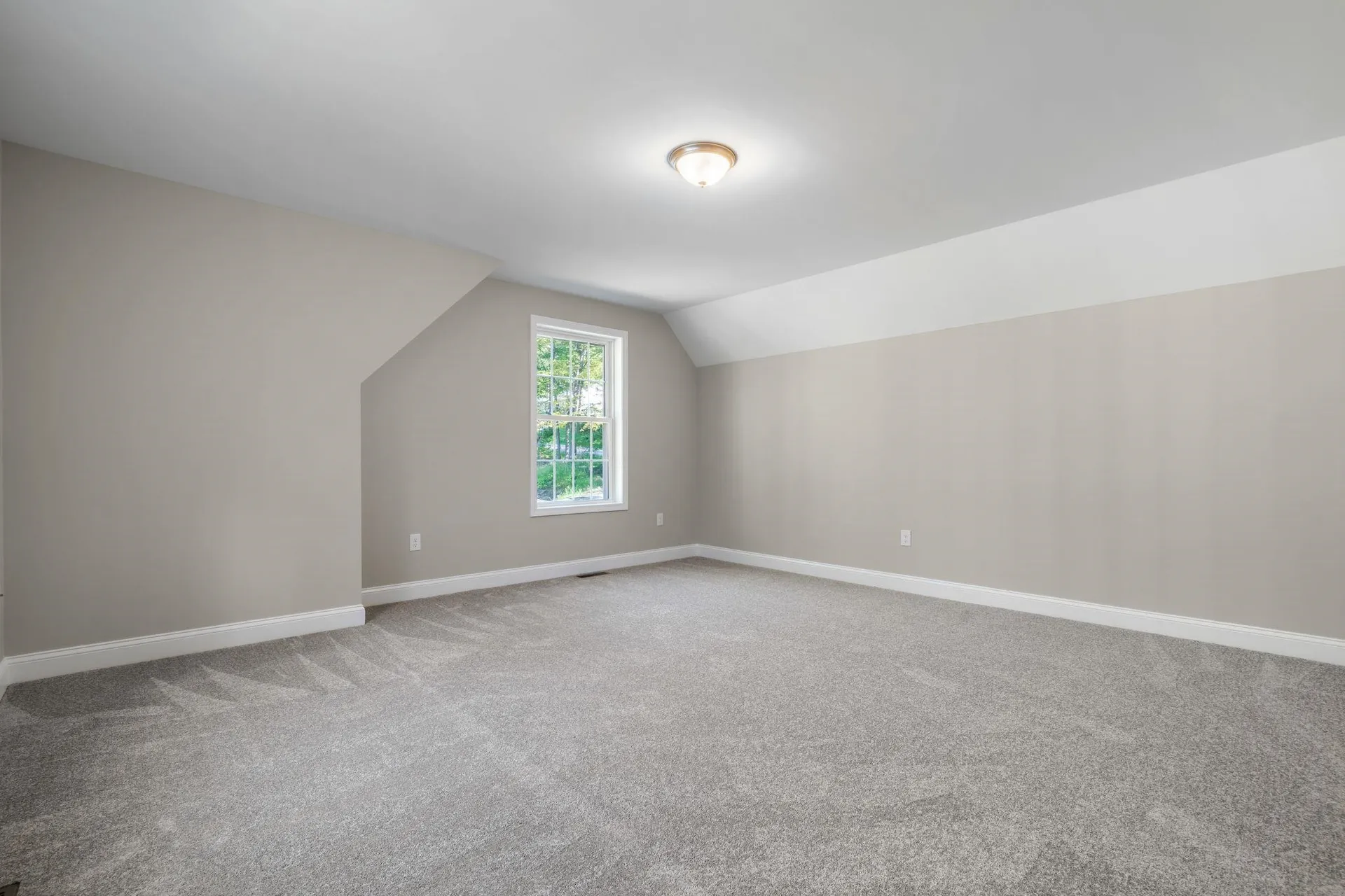 Lot 23 Falcon Ridge Road Milford NH 03055