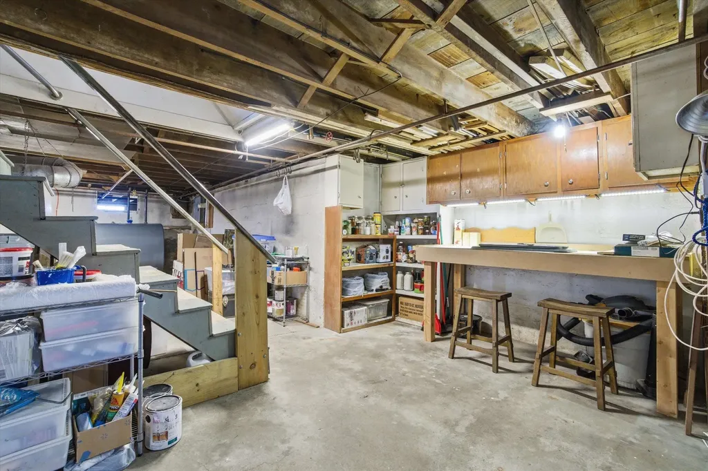 59 Woodland Avenue Laconia NH 03246
