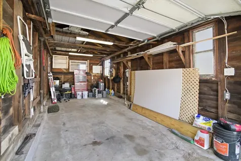 59 Woodland Avenue Laconia NH 03246