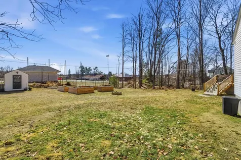 59 Woodland Avenue Laconia NH 03246