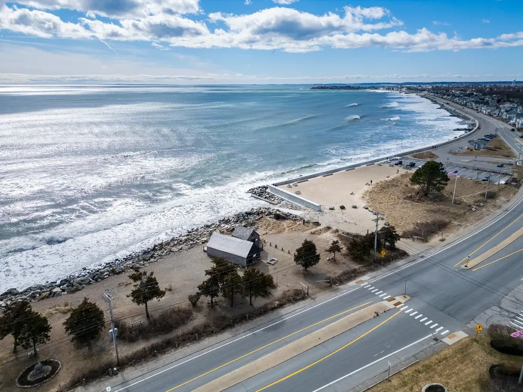 947 Ocean Boulevard Hampton NH 03842