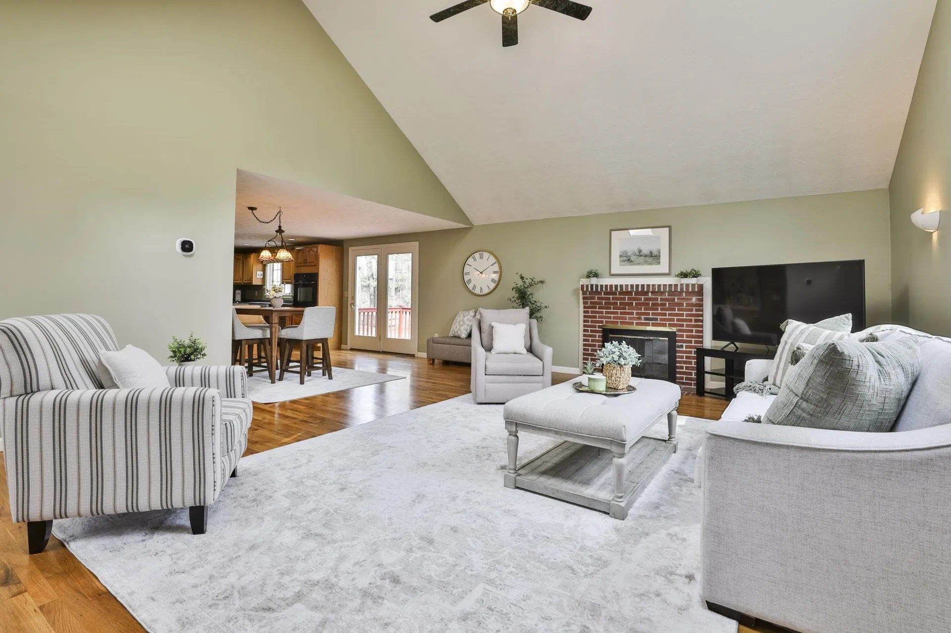 24 Captain Seaver Road Brookline NH 03033