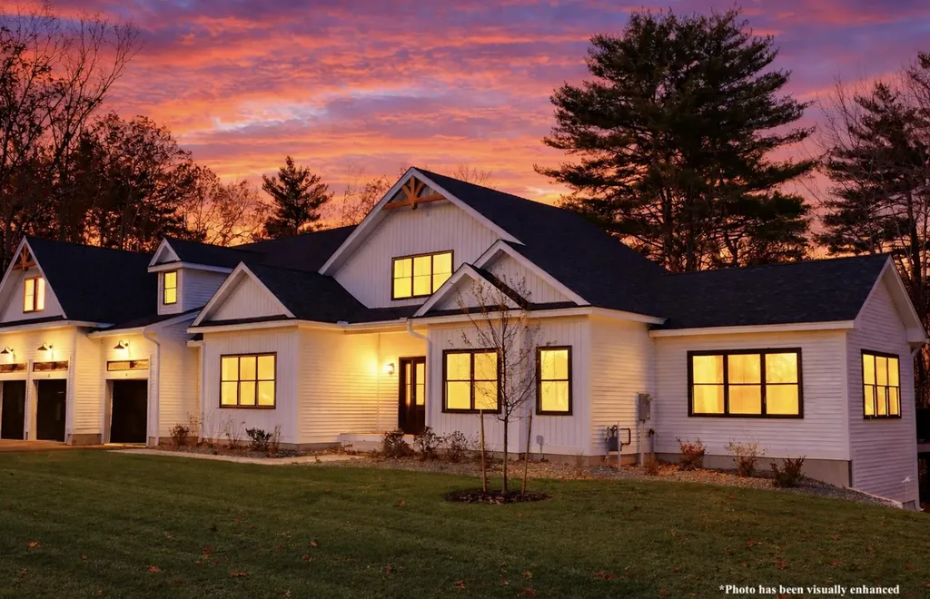 12 Little River Road Exeter NH 03833