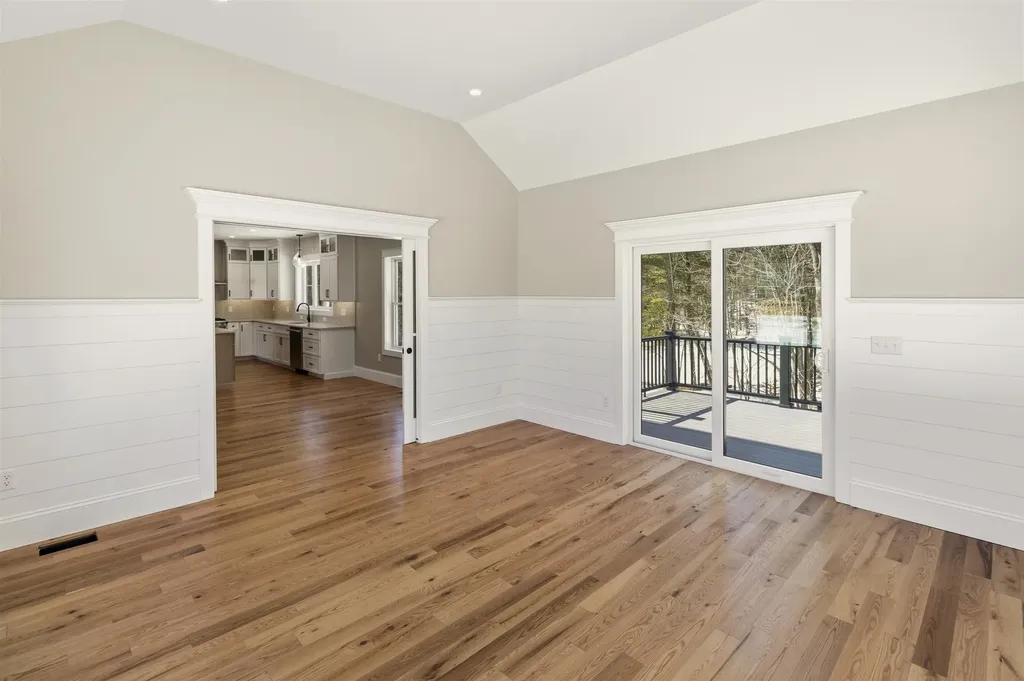 12 Little River Road Exeter NH 03833