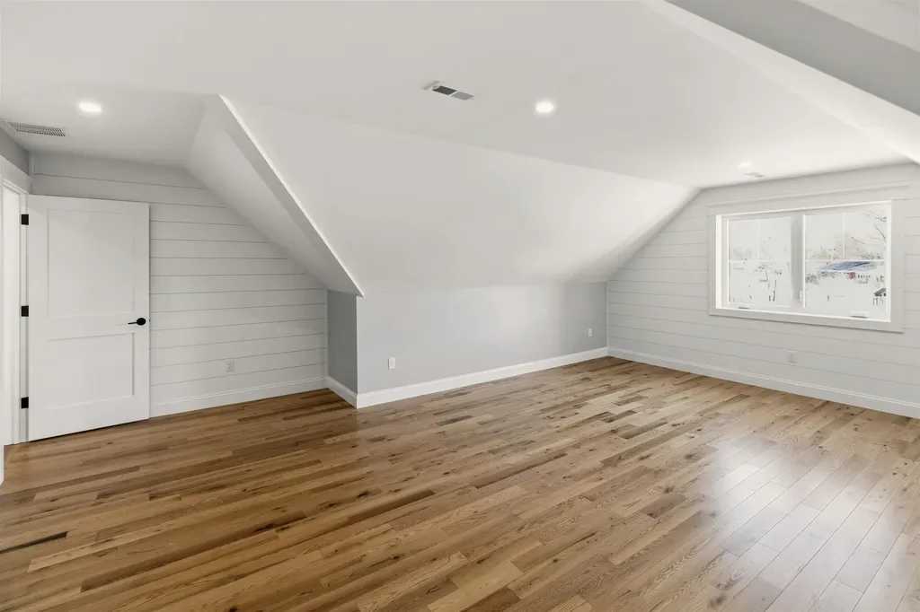 12 Little River Road Exeter NH 03833