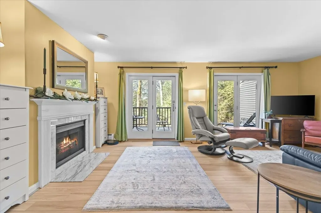 7 Saxon Hollow Drive Essex VT 05452