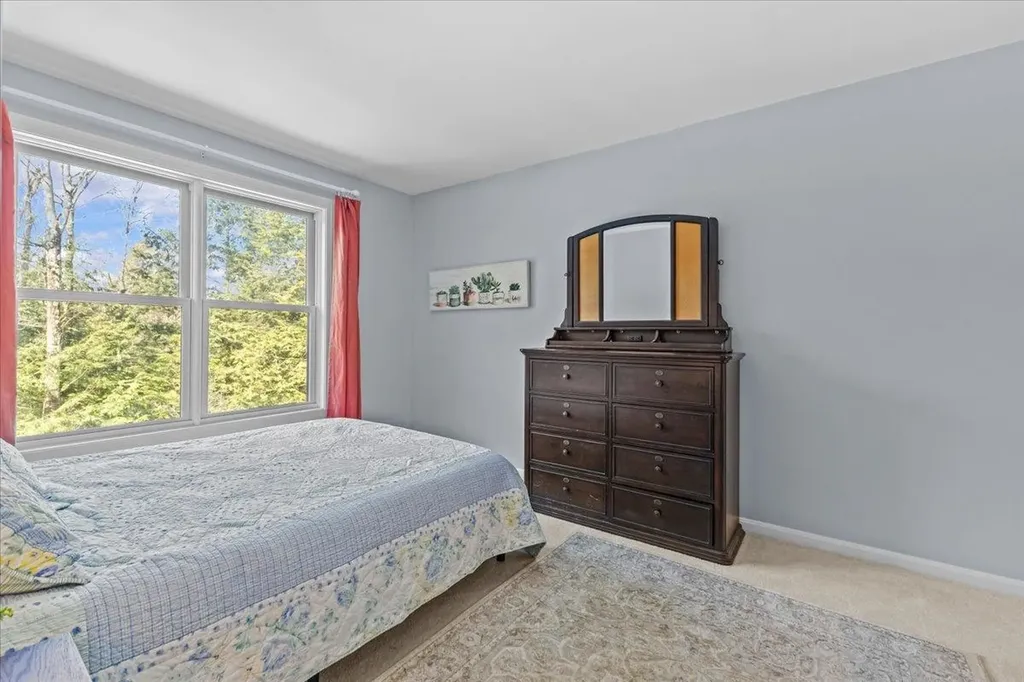 7 Saxon Hollow Drive Essex VT 05452