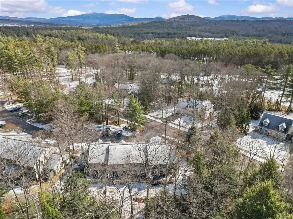 7 Saxon Hollow Drive Essex VT 05452