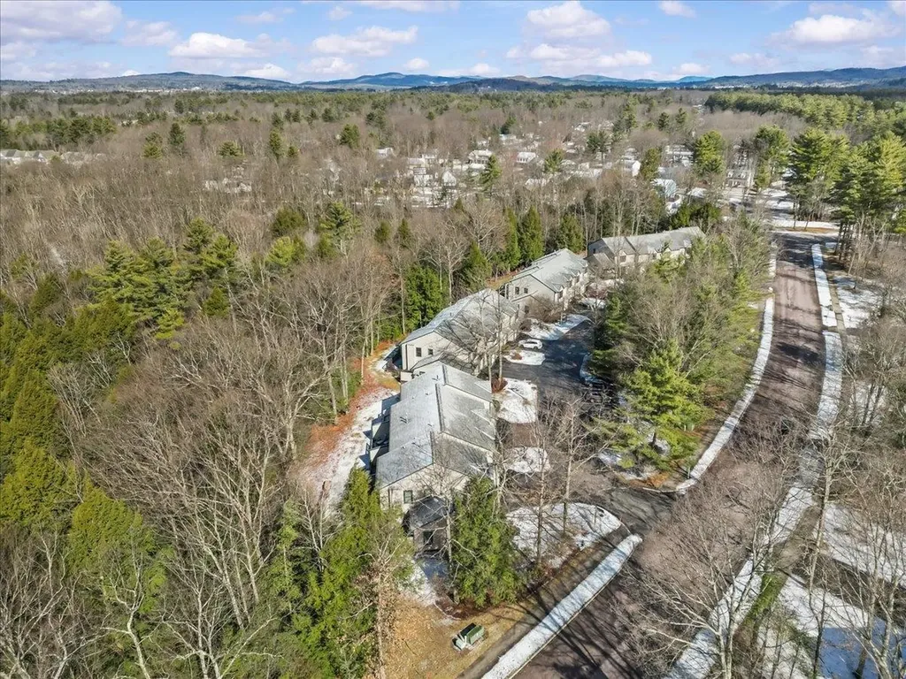 7 Saxon Hollow Drive Essex VT 05452
