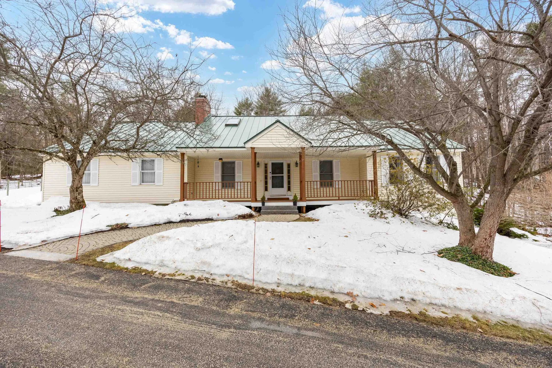 17 Ches Mae Lane Milford NH 03055
