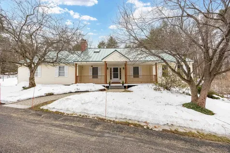 17 Ches Mae Lane Milford NH 03055