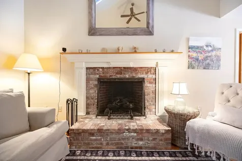 17 Ches Mae Lane Milford NH 03055