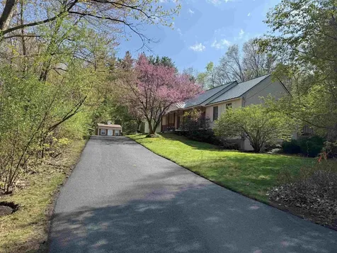 17 Ches Mae Lane Milford NH 03055